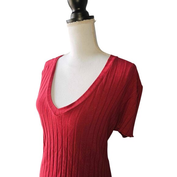 Red 2XL low v-neck short sleeve ribbed bodysuit - Picture 3 of 3
